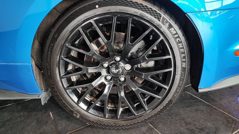 Vente en ligne Ford Mustang  V8 5.0 BVA10 au prix de 53 990 €