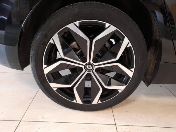 Vente en ligne Renault Grand Scenic 4 Grand Scenic TCe 140 EDC au prix de 29 990 €