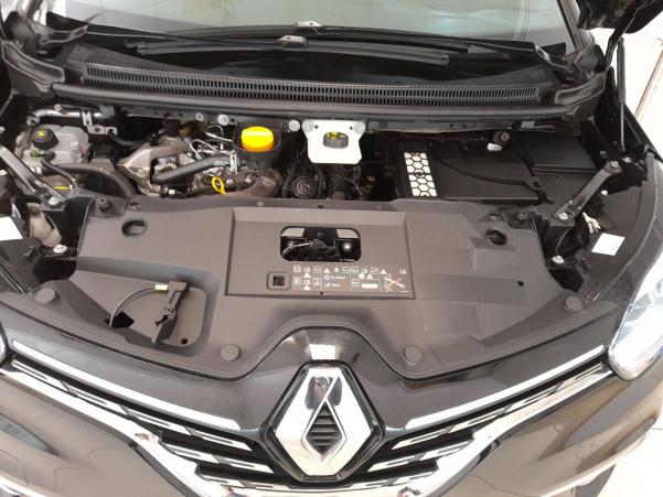 Vente en ligne Renault Grand Scenic 4 Grand Scenic TCe 140 EDC au prix de 29 990 €
