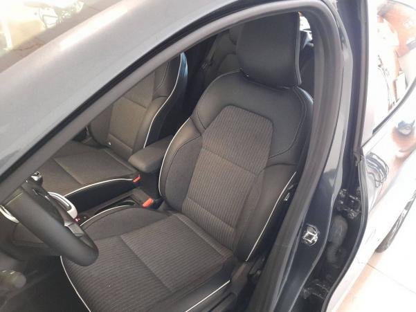 Vente en ligne Renault Clio 5 Clio TCe 100 GPL - 21N au prix de 18 990 €