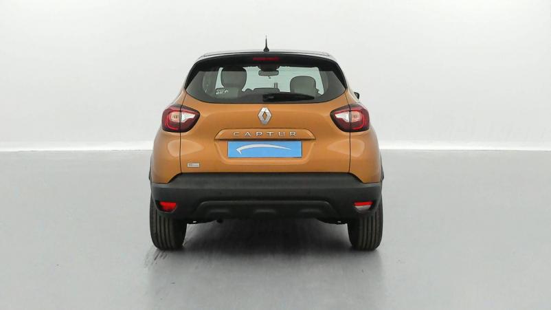 Vente en ligne Renault Captur Captur TCe 90 E6C au prix de 14 990 €