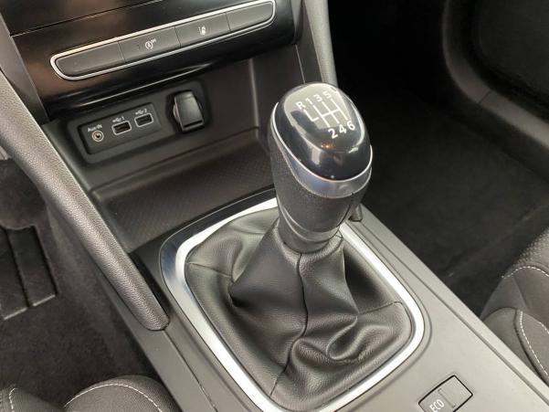 Vente en ligne Renault Megane 4 Mégane IV Berline Blue dCi 115 - 21B au prix de 18 990 €