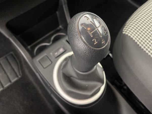 Vente en ligne Renault Twingo 3  1.0 SCe 70 E6C au prix de 9 790 €
