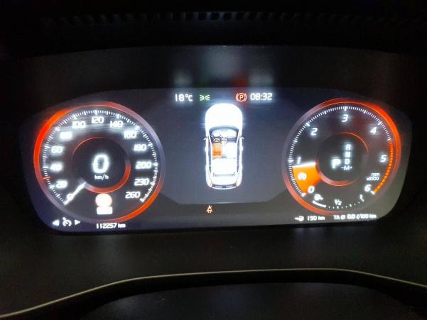 Vente en ligne Volvo XC40  D3 AdBlue 150 ch Geartronic 8 au prix de 23 990 €