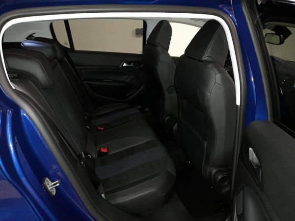 Vente en ligne Peugeot 308  BlueHDi 130ch S&S EAT8 au prix de 20 490 €