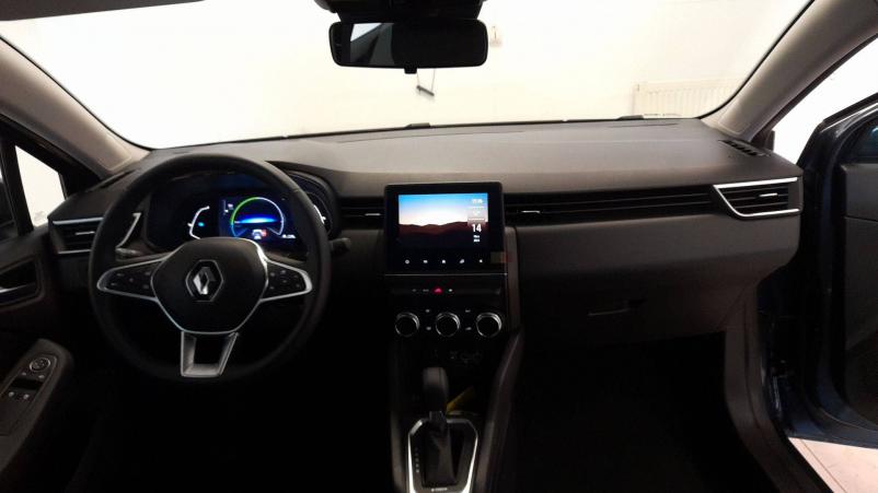 Vente en ligne Renault Clio 5 Clio E-Tech 140 - 21N au prix de 20 990 €