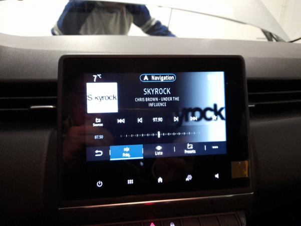 Vente en ligne Renault Clio 5 Clio Blue dCi 85 au prix de 14 290 €