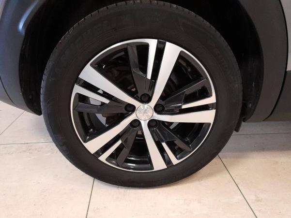 Vente en ligne Peugeot 3008  1.2 Puretech 130ch S&S BVM6 au prix de 21 390 €