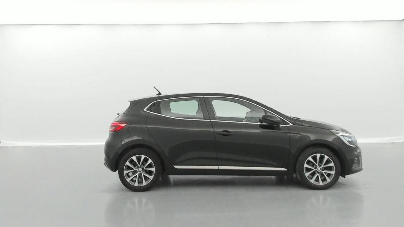 Vente en ligne Renault Clio 5 Clio TCe 140 - 21 au prix de 18 990 €