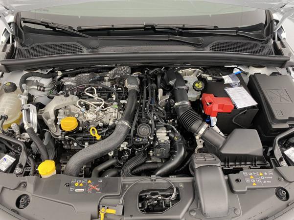 Vente en ligne Renault Clio 5 Clio TCe 140 - 21N au prix de 19 990 €