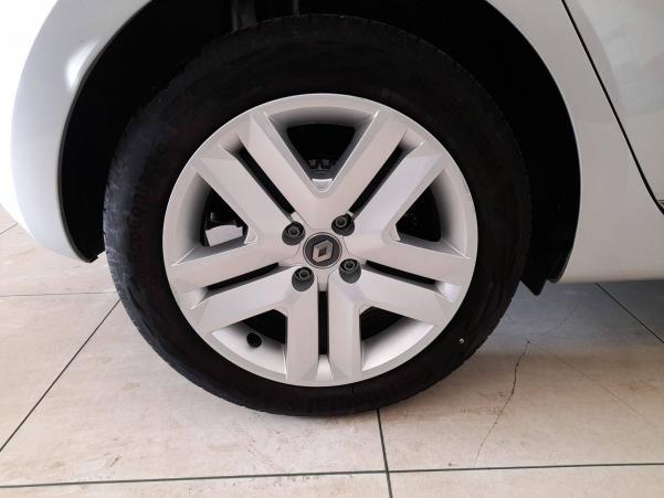 Vente en ligne Renault Clio 5 Clio TCe 100 GPL - 21N au prix de 16 490 €
