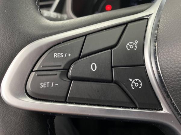 Vente en ligne Renault Clio 5 Clio Blue dCi 100 - 21N au prix de 17 990 €