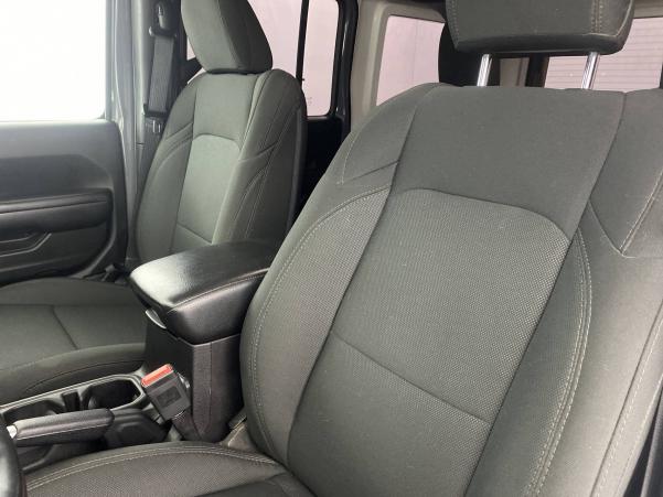 Vente en ligne Jeep Wrangler  Unlimited 2.0 l T 272 ch 4x4 BVA8 au prix de 53 990 €