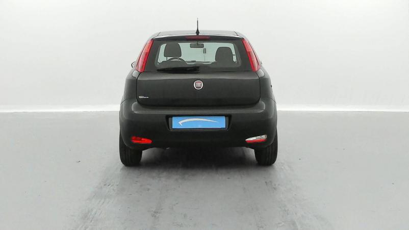 Vente en ligne Fiat Punto Punto 1.2 69 ch au prix de 9 490 €