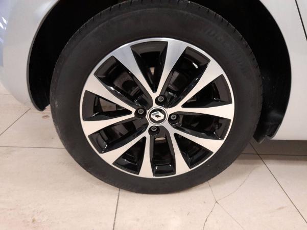 Vente en ligne Renault Clio 5 Clio TCe 140 - 21N au prix de 20 490 €