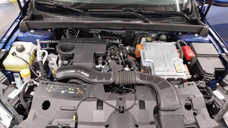 Vente en ligne Renault Megane 4 Estate Mégane IV Estate E-TECH Plug-In Hybride 160 - 21N au prix de 26 900 €