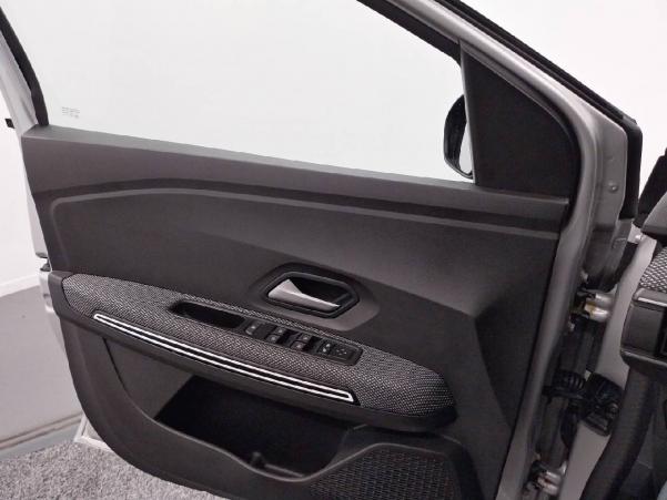 Vente en ligne Dacia Jogger  TCe 110 7 places au prix de 23 990 €
