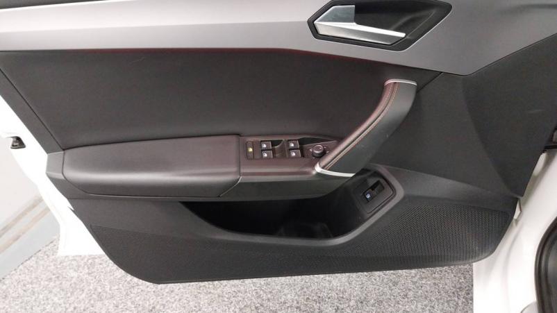 Vente en ligne Seat Leon  e-Hybrid 204 ch DSG6 au prix de 24 990 €