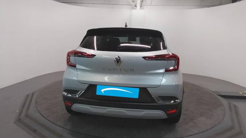 Vente en ligne Renault Captur  mild hybrid 140 au prix de 24 900 €