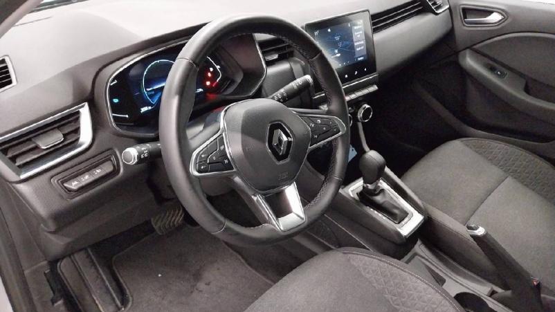 Vente en ligne Renault Clio 5 Clio E-Tech 140 - 21 au prix de 15 900 €