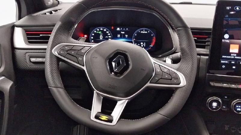 Vente en ligne Renault Captur  mild hybrid 160 EDC au prix de 27 990 €
