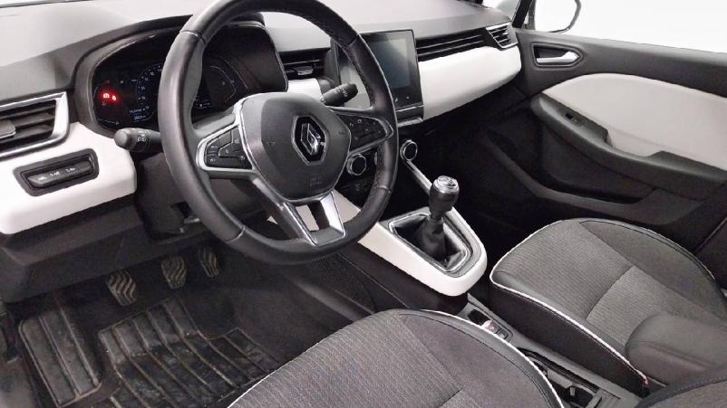 Vente en ligne Renault Clio 5 Clio TCe 90 - 21N au prix de 16 800 €
