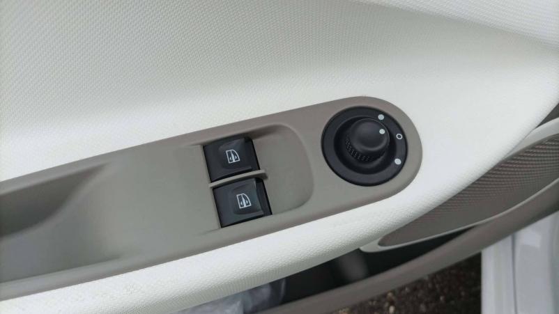 Vente en ligne Renault Zoé Zoe au prix de 8 790 €