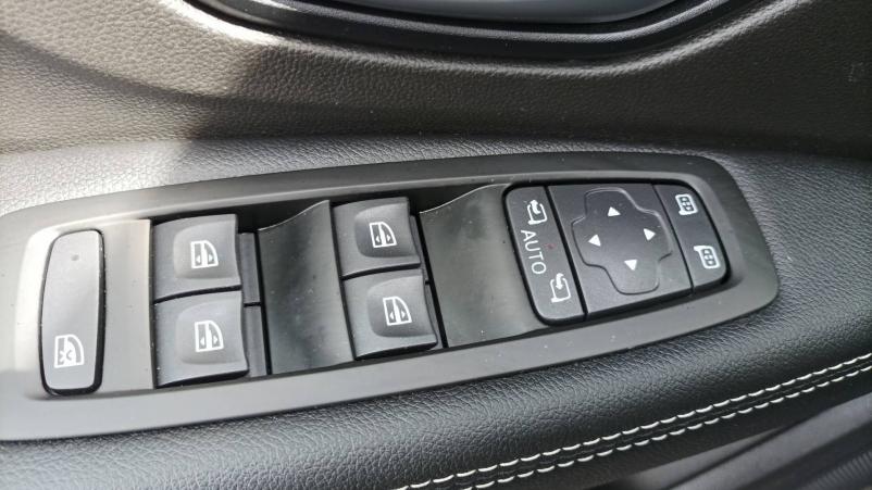 Vente en ligne Renault Grand Scenic 4 Grand Scenic TCe 140 au prix de 27 990 €