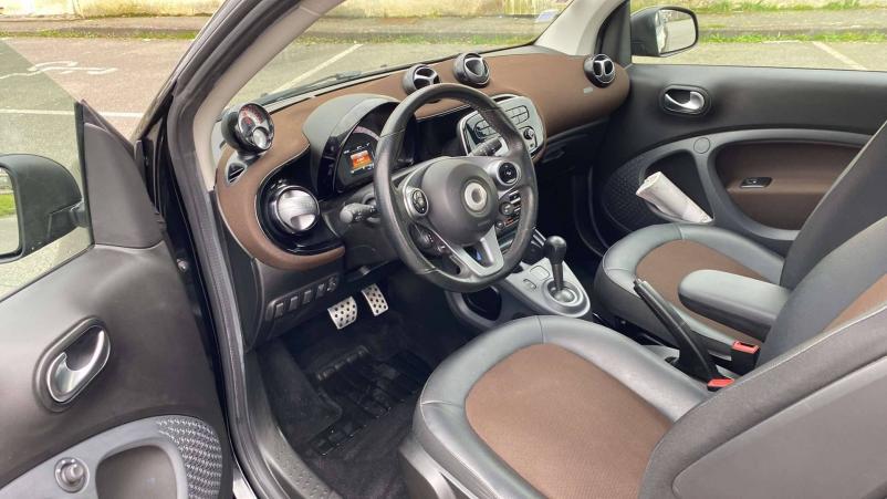 Vente en ligne Smart ForTwo Coupe Fortwo Coupé 82 ch Electrique BA1 au prix de 11 990 €