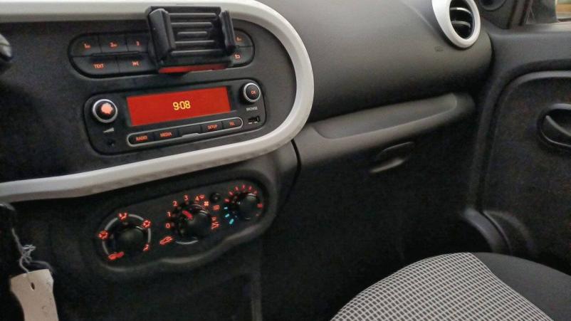 Vente en ligne Renault Twingo 3  SCe 65 - 20 au prix de 9 480 €