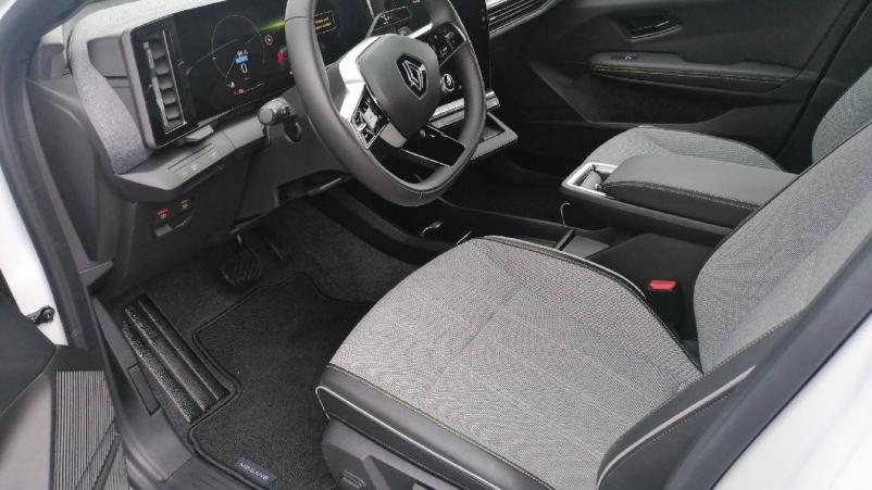 Vente en ligne Renault Megane E-Tech  EV40 130ch standard charge au prix de 29 790 €