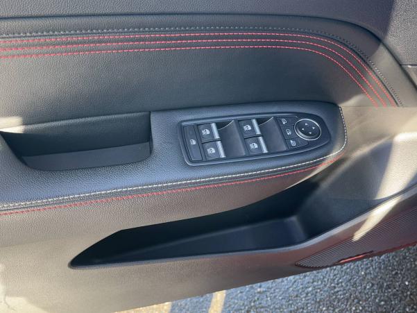 Vente en ligne Renault Arkana  E-Tech 145 au prix de 29 990 €