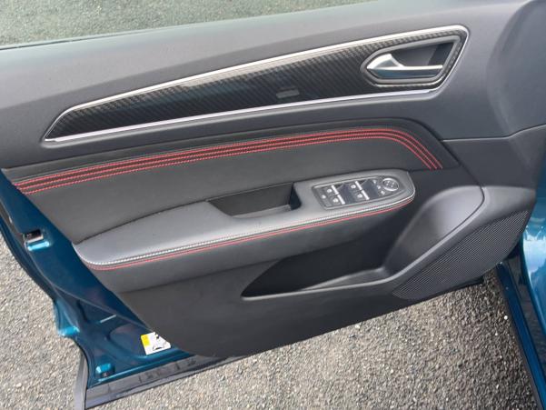 Vente en ligne Renault Arkana  TCe 140 EDC FAP - 21B au prix de 29 990 €