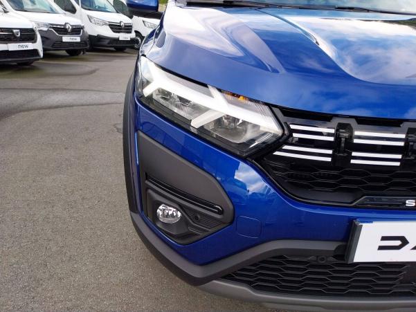 Vente en ligne Dacia Sandero  ECO-G 100 au prix de 17 990 €