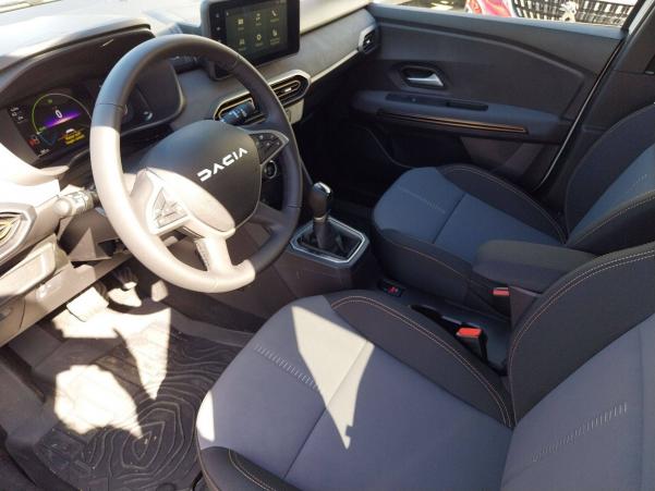 Vente en ligne Dacia Jogger  Hybrid 140 7 places au prix de 26 490 €
