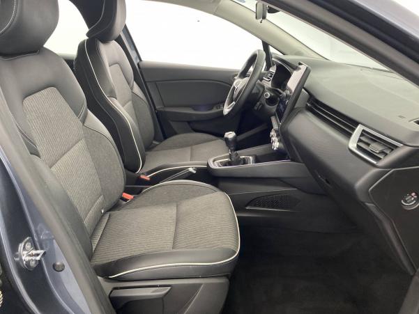 Vente en ligne Renault Clio 5 Clio TCe 90 - 21 au prix de 16 990 €