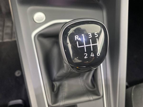 Vente en ligne Volkswagen Golf  2.0 TDI SCR 115 BVM6 au prix de 26 990 €