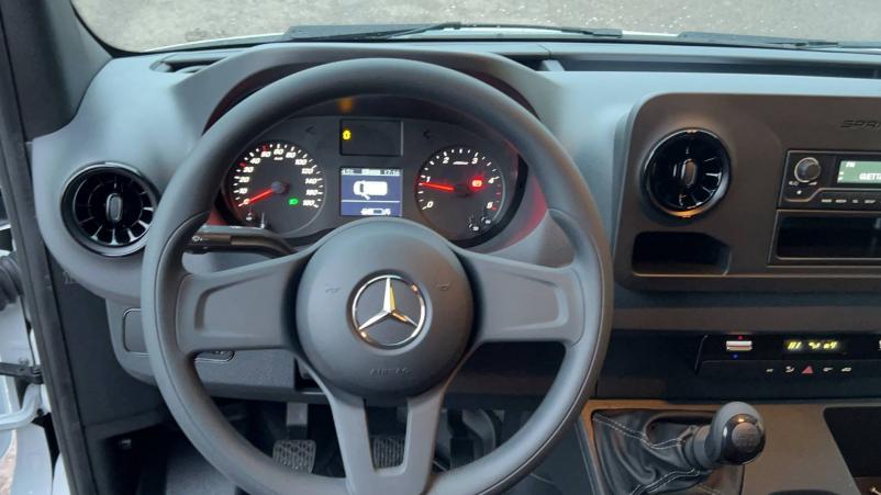 Vente en ligne Mercedes Sprinter Fourgon SPRINTER FGN 317 CDI 37 3.5T RWD au prix de 44 990 €