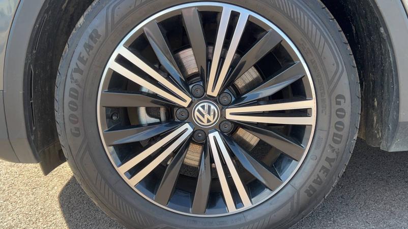 Vente en ligne Volkswagen Tiguan  2.0 TDI 150 DSG7 au prix de 31 490 €