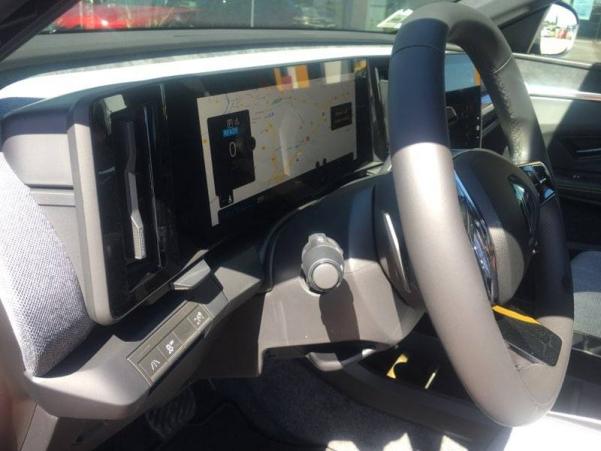 Vente en ligne Renault Megane E-Tech  ER EV60 130ch optimum charge au prix de 38 490 €
