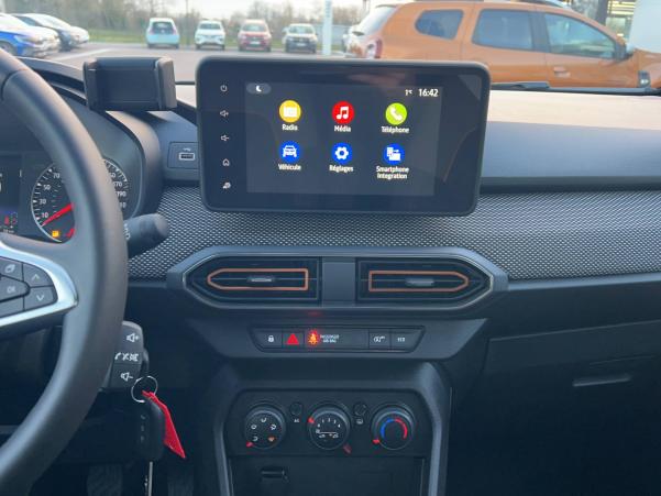 Vente en ligne Dacia Sandero  TCe 90 - 22 au prix de 16 990 €