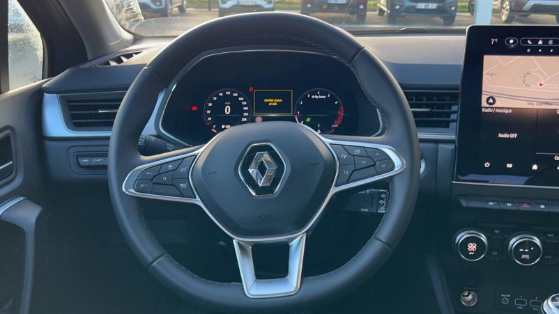 Vente en ligne Renault Captur  mild hybrid 140 au prix de 22 990 €
