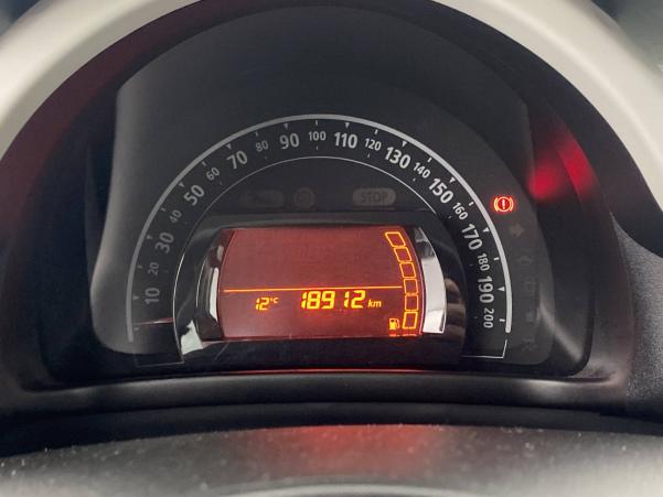Vente en ligne Renault Twingo 3  SCe 75 - 20 au prix de 10 990 €