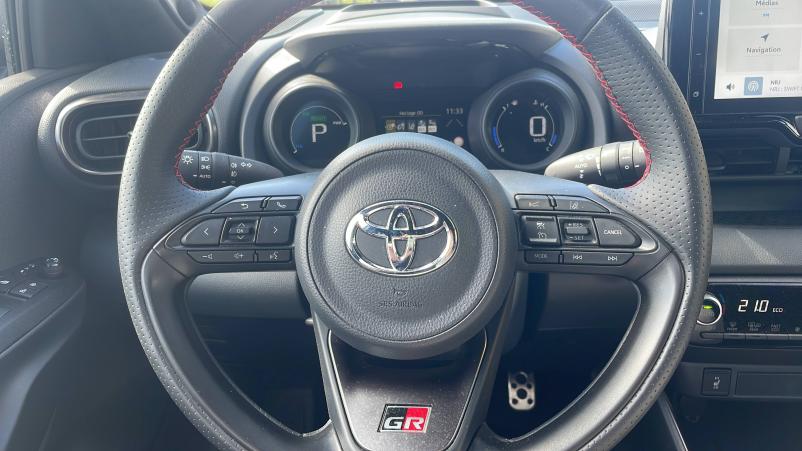 Vente en ligne Toyota Yaris Yaris Hybride 116h au prix de 23 490 €