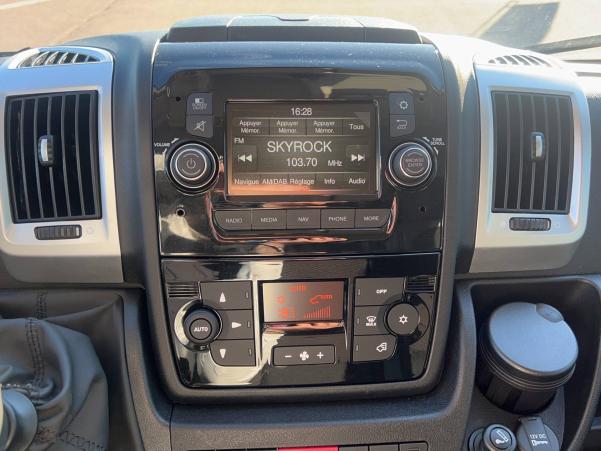 Vente en ligne Peugeot Boxer Fourgon BOXER TOLE 335 L2H2 BLUEHDI 165 S&S au prix de 38 990 €