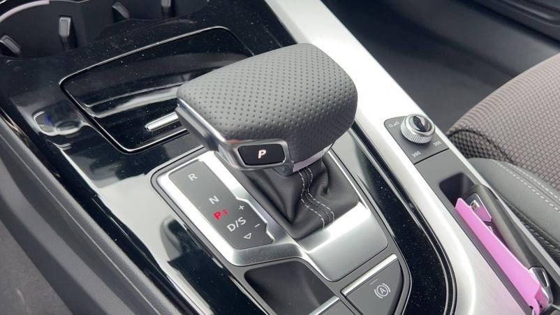 Vente en ligne Audi A4 Avant  35 TDI 163 S tronic 7 au prix de 52 990 €