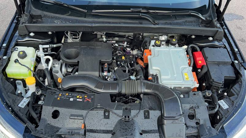 Vente en ligne Renault Megane 4 Estate Mégane IV Estate E-TECH Plug-In Hybride 160 au prix de 30 990 €