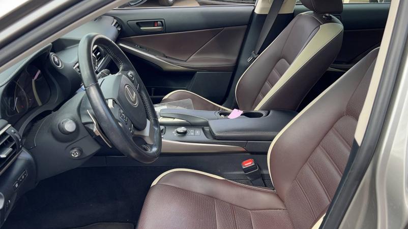 Vente en ligne Lexus IS  300h au prix de 32 990 €