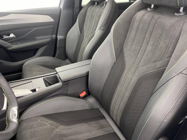 Vente en ligne Peugeot 308  PureTech 130ch S&S EAT8 au prix de 32 990 €