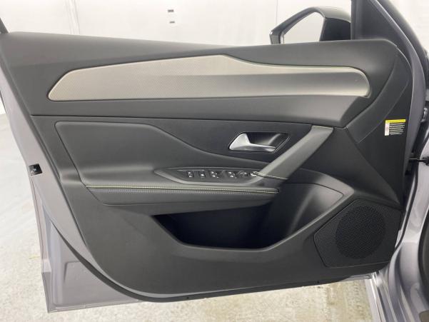 Vente en ligne Peugeot 308  PureTech 130ch S&S EAT8 au prix de 32 990 €